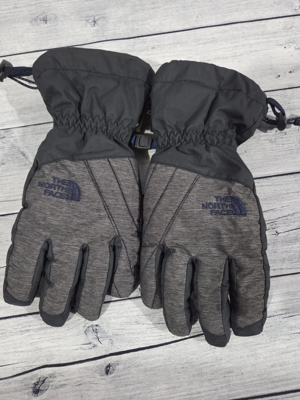 North Face Youth Gloves L